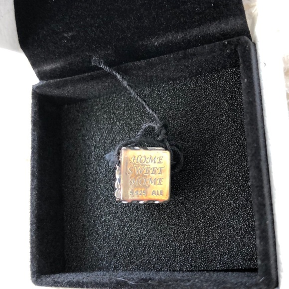 🆕 💯 Pandora Charm - Picture 3 of 4